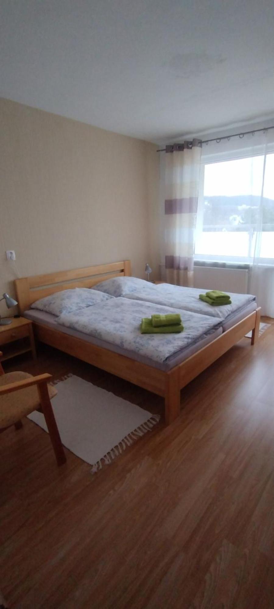 Hybadlo Motel Liptovsky Hradok Bagian luar foto